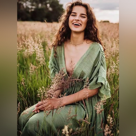 Bohemian Green Long Gauze Boho Shell Button Flutter Maxi Dress, Beach Dress - Picture 3 of 5